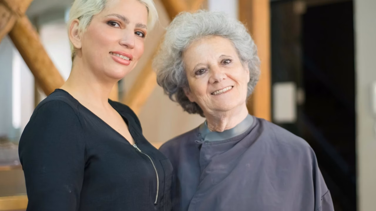 « Dans un univers dominé par l’IA, l’authenticité de la nonna italienne inspire une nouvelle muse »