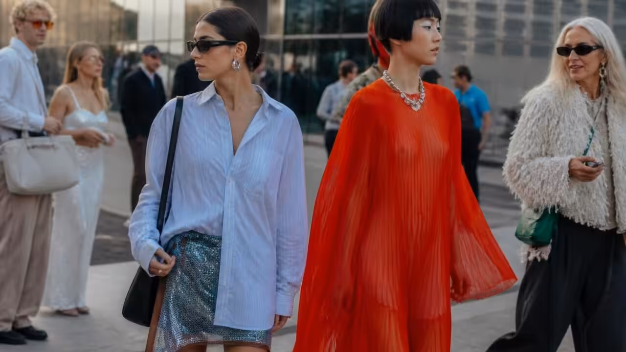 découvrez les styles audacieux et inspirants des personnalités lors de la fashion week printemps-été 2027 de copenhague, où créativité et avant-garde se rencontrent.